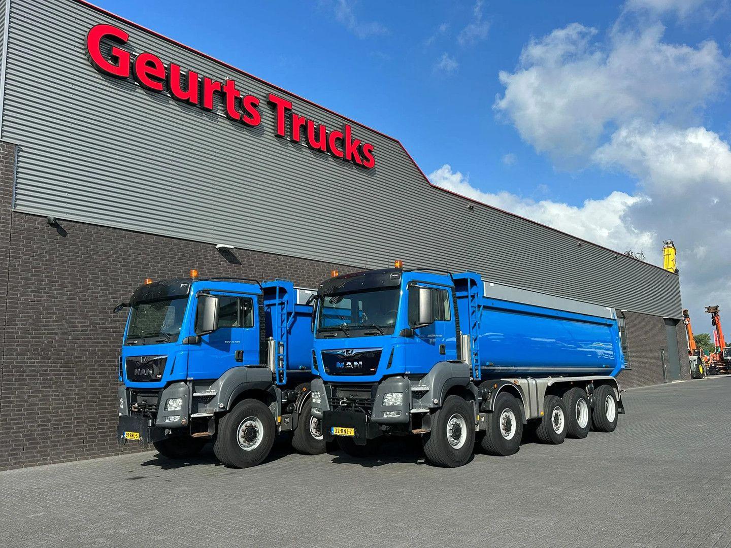MAN TGS 50.500 10X8 BLH WSA KIPPER MET AFDEKKLEPPEN