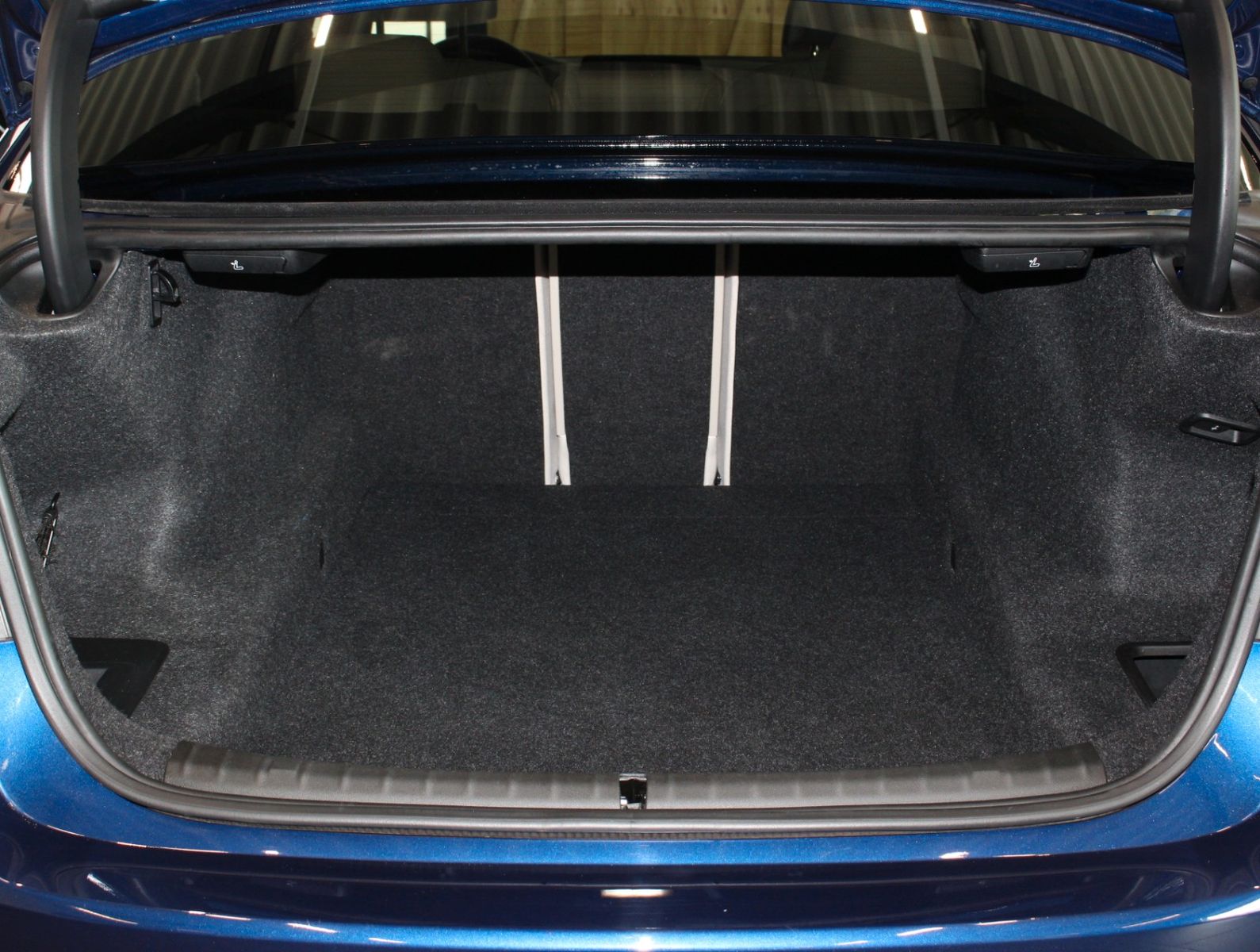 Fahrzeugabbildung BMW 530i  M-Sportpaket*Head-UP*Kamera*2.Hand