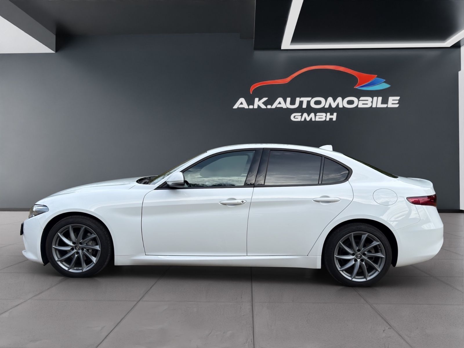 Alfa Romeo Giulia Sprint 2.2 Aut. Diesel AT8 Navi+Kamera+LM imagem 3