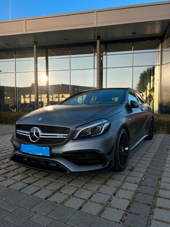 Image of Mercedes-Benz A 45 AMG