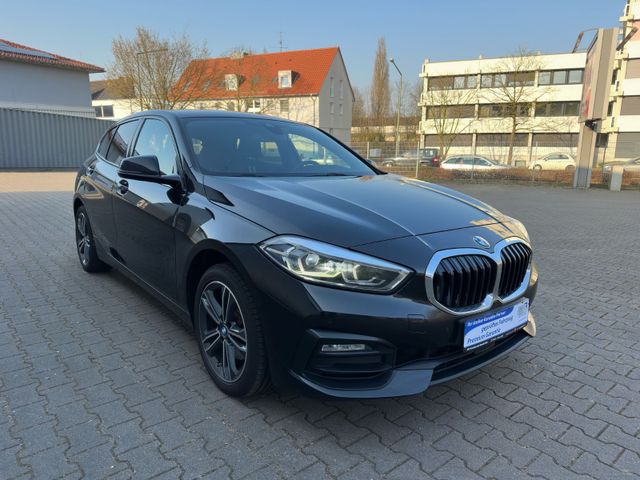 BMW 118d Sport Line Navi LED Kamera Scheckheft