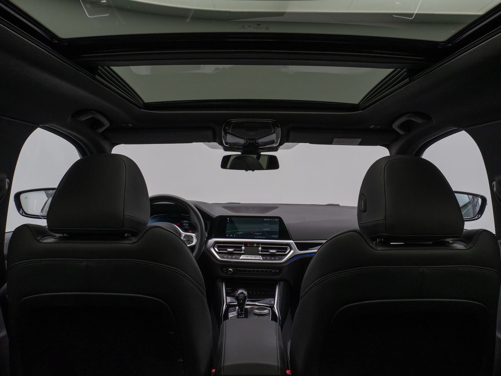 Fahrzeugabbildung BMW 320d xD Sport Line Panorama Laser Kamera HUD DAB