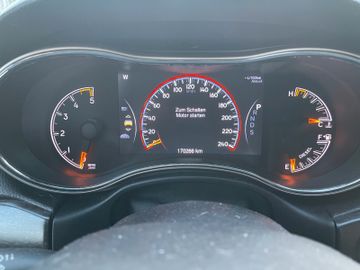 Jeep Grand Cherokee - 10