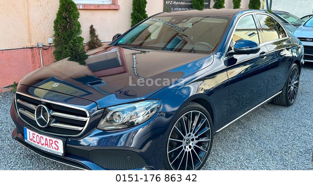Image of Mercedes-Benz E 350