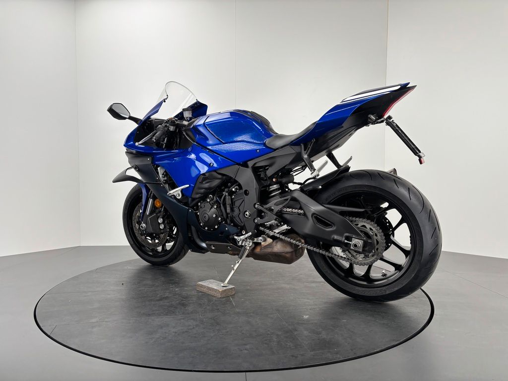 Fahrzeugabbildung Yamaha YZF-R1 *NEUWERTIG *WINGLETS *UNFALLFREI