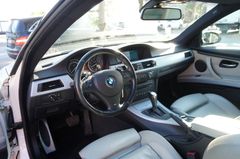 Fahrzeugabbildung BMW 335i xDrive M-Paket N54 Navi Leder SHZ PDC TOP!