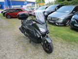 Yamaha X MAX Business Edition - YAMAHA SCHWARZ ROLLER