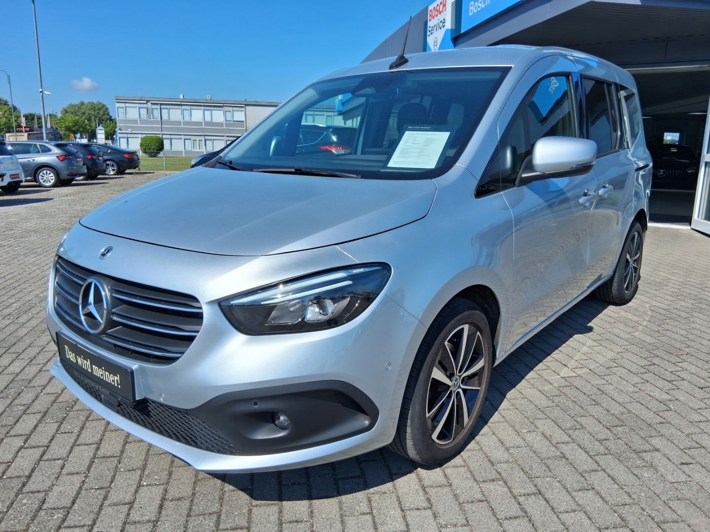 MERCEDES-BENZ T 180 d Edition AHK+LED+Kamera+SHZ+Totw.+MBUX