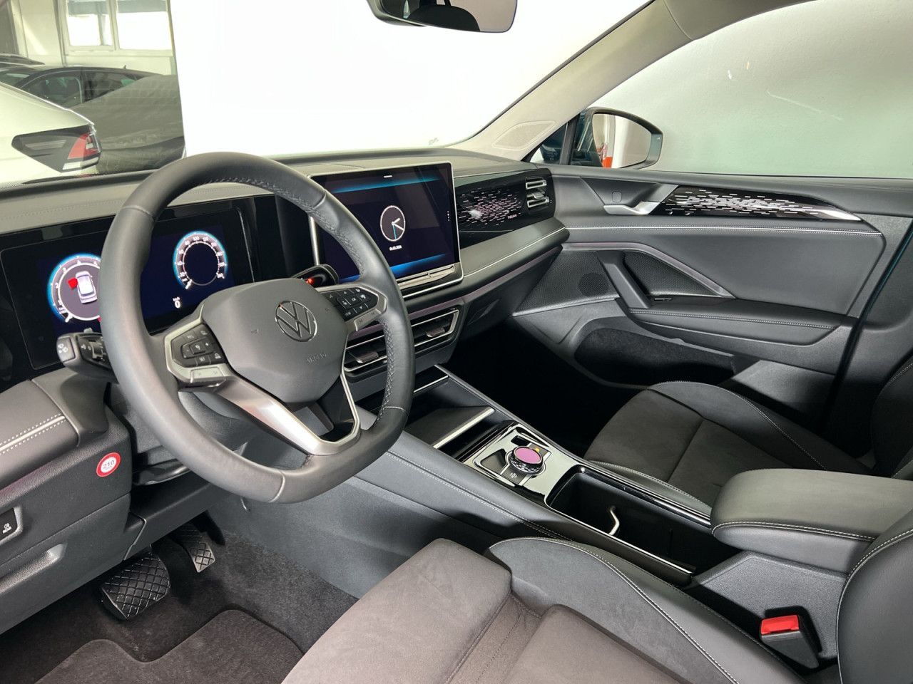 Volkswagen Tiguan Elegance 2.0 TSI 4Motion DSG AHK STANDHZG foto 5