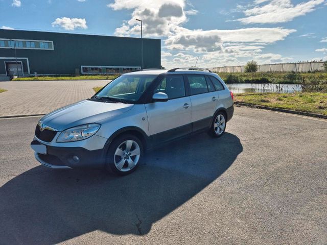 Skoda Fabia Scout 1.2 Tsi Combi