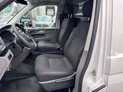 Fahrzeugabbildung Volkswagen T6 Transporter Kasten 2.0 TDI 3,2t LED KLIMA NAV