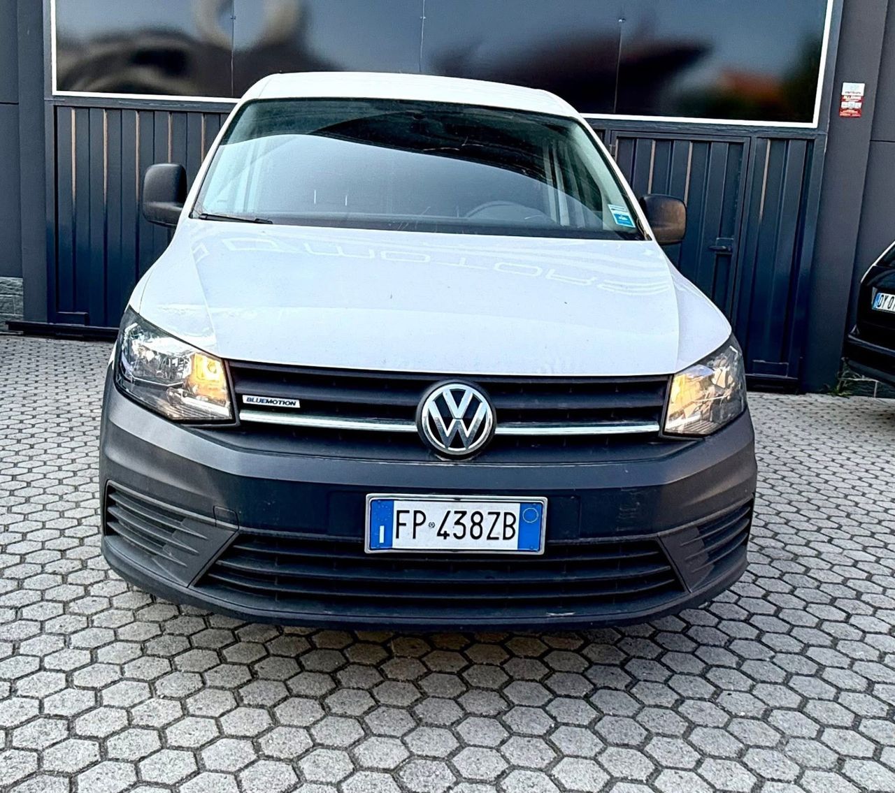 Volkswagen Caddy - 1