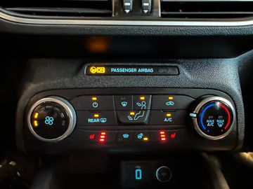 Ford Focus Turnier Cool & Connect*Spurhalte*LED*Navi*