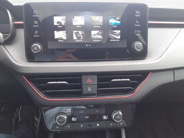 Fahrzeugabbildung SKODA Scala 1,0 TSI Monte Carlo KLIMA LED ALU