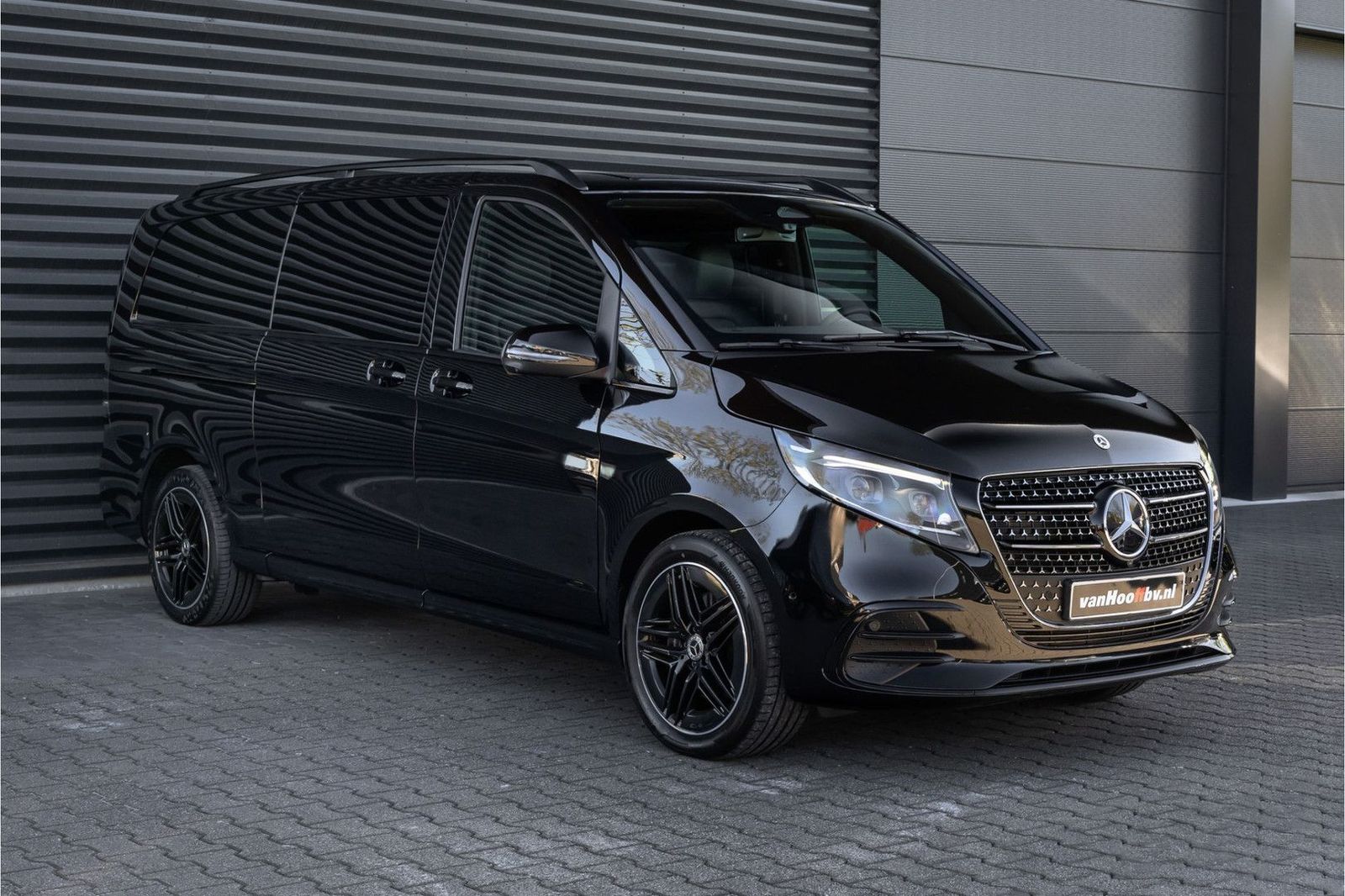 Mercedes-Benz V 300 300d 4 Matic XL AMG-Line -Burmester-Distro imagem 3