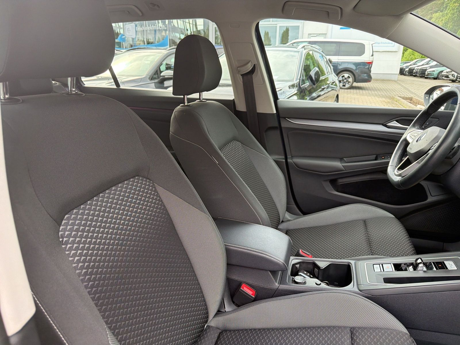 Golf Variant Active TDi DSG Navi LED ACC Life