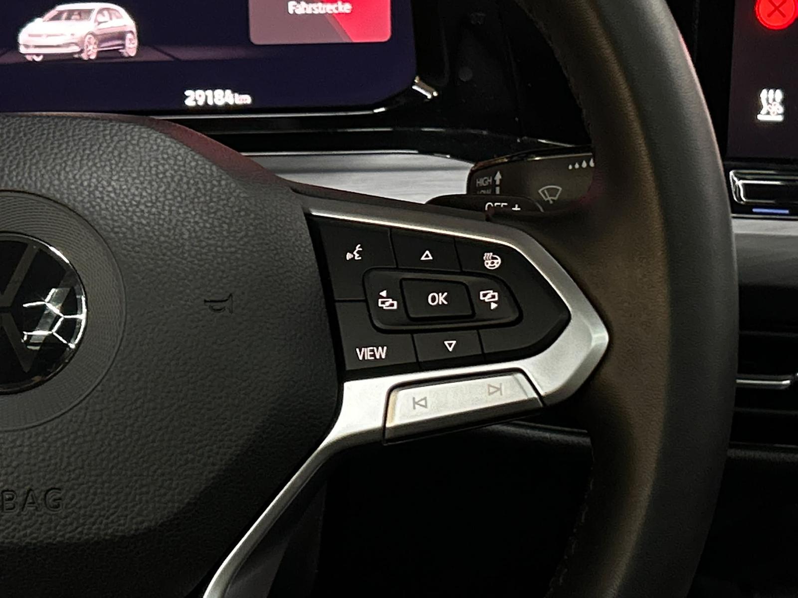 VW Golf 8 Pack Style eHyb1,4TSI PANO+HUD+MATR+KAM+AHK — 13
