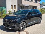Peugeot 3008 GT Line - Peugeot e-3008