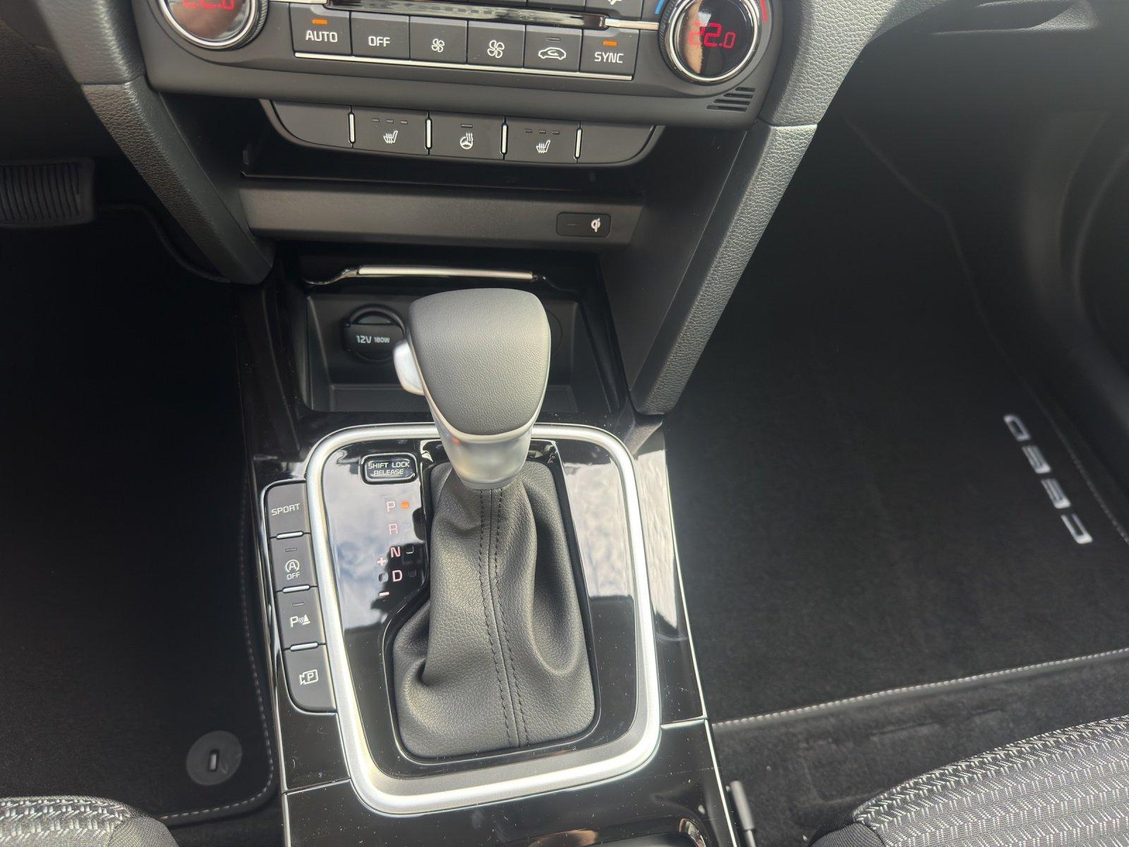 Kia cee'd SW 1.5T DCT Elektr. Heckkl. * JBL-Sound*