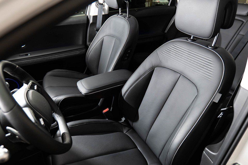 Fahrzeugabbildung Hyundai IONIQ 5 77,4kWh AWD UNIQ Pano Relax 20''