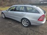 Mercedes-Benz C 180 Elegance - gebrauchte Mercedes-Benz C-Klasse aus dem Jahr 2006