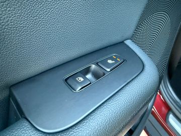 Kia XCeed 1.6T GT-Line 180 DCT7 Glasdach Navi Kamera