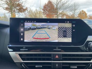 Citroën C4 MAX PURETECH 130 EAT8 Kam.+KeyLess+LED+Navi