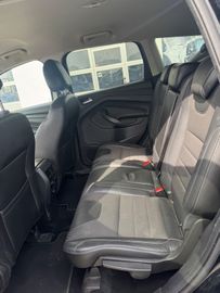 Ford Kuga - 11