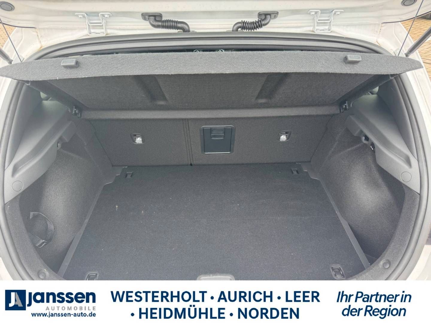 Fahrzeugabbildung Hyundai i30 ADVANTAGE
