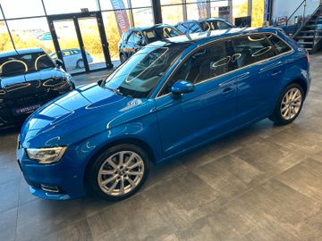 Audi A3 *KEYLESS*PANO*ALCANTARA*ACC*StdHZ*2-ZONEN*AHK