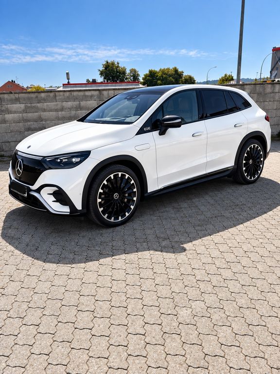 Image of Mercedes-Benz EQE