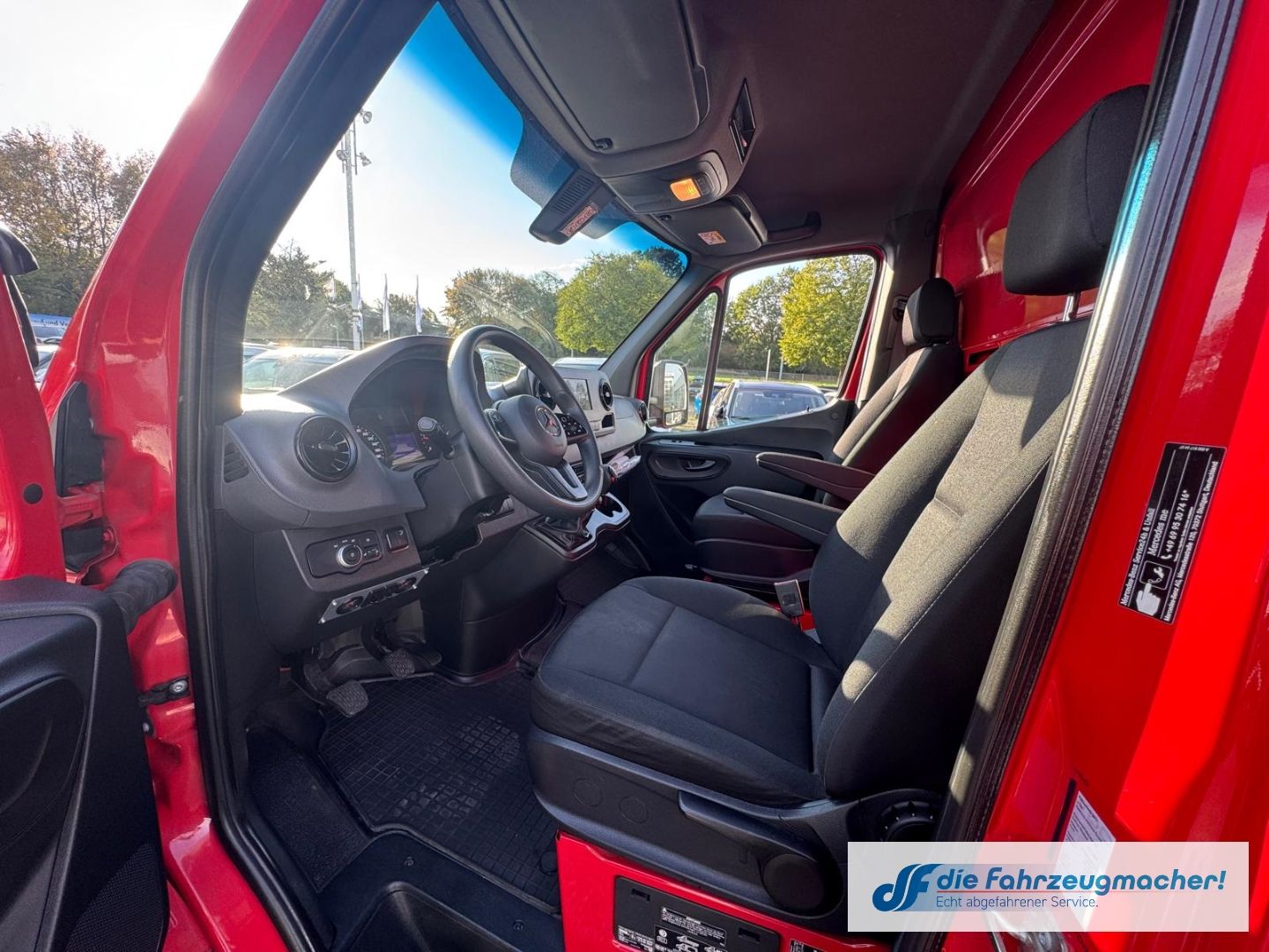 Fahrzeugabbildung Mercedes-Benz Sprinter 317 CDI L3 Navi Apple CarPlay Android