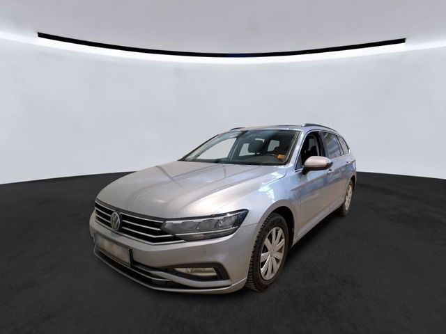 VW Passat Variant Business 2.0TDI DSG Navi AHK ACC