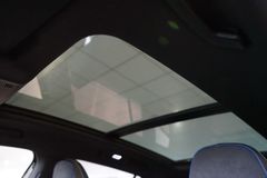 VW Tiguan 1.5 eTSI R-Line | Pano | AHK | 20" VW Tiguan 1.5 eTSI R-Line | Pano | AHK | 20"