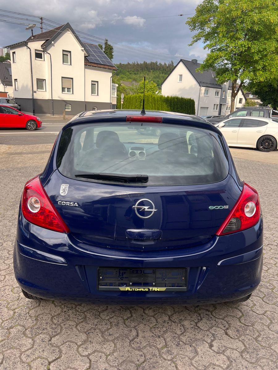 Fahrzeugabbildung Opel Corsa D Selection 1.2 Automatik