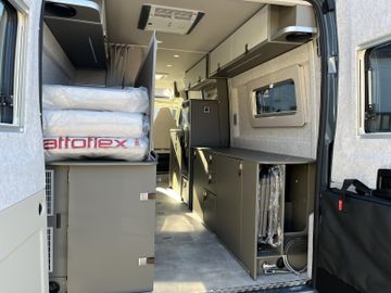 HYMER  ERIBA  HYMERCAR Yellowstone 640 ACC Maxi Solar Premium AHK