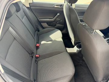 Volkswagen Polo - 7