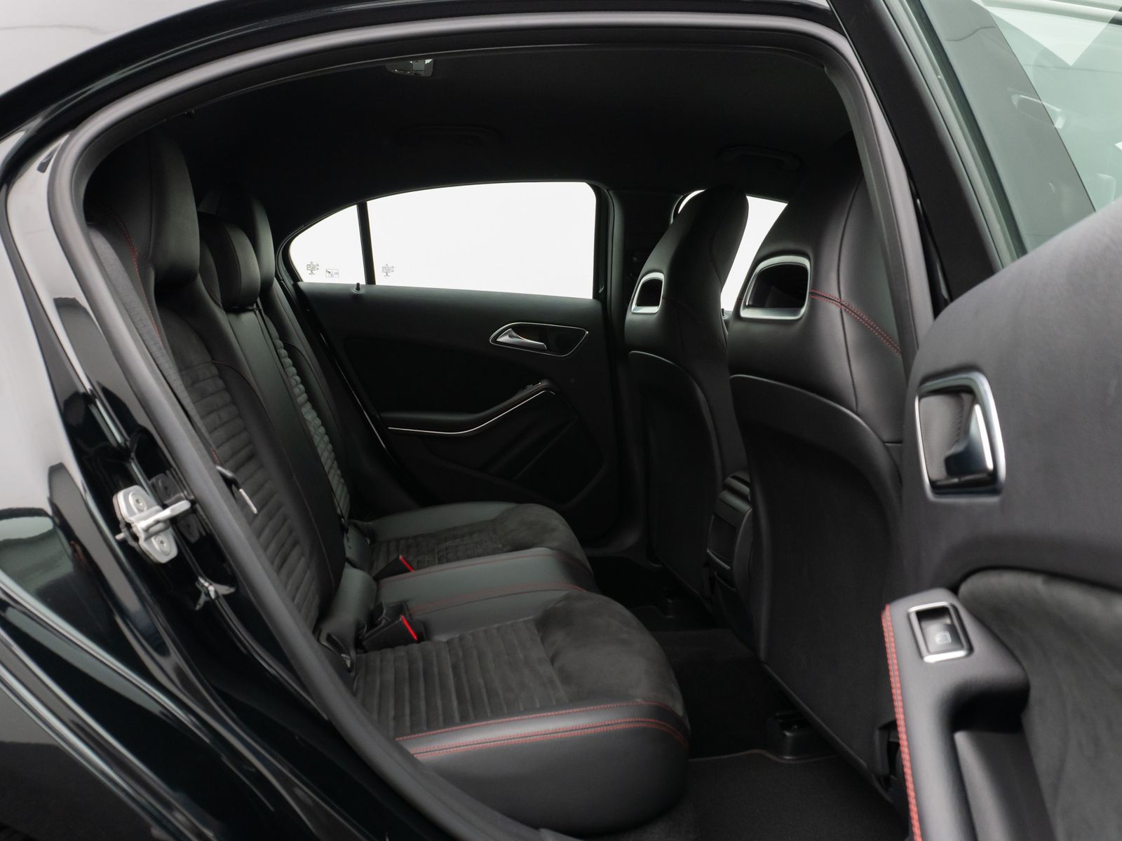 Fahrzeugabbildung Mercedes-Benz A 200 AMG Sport Kamera BiXenon Tempomat Alcantar