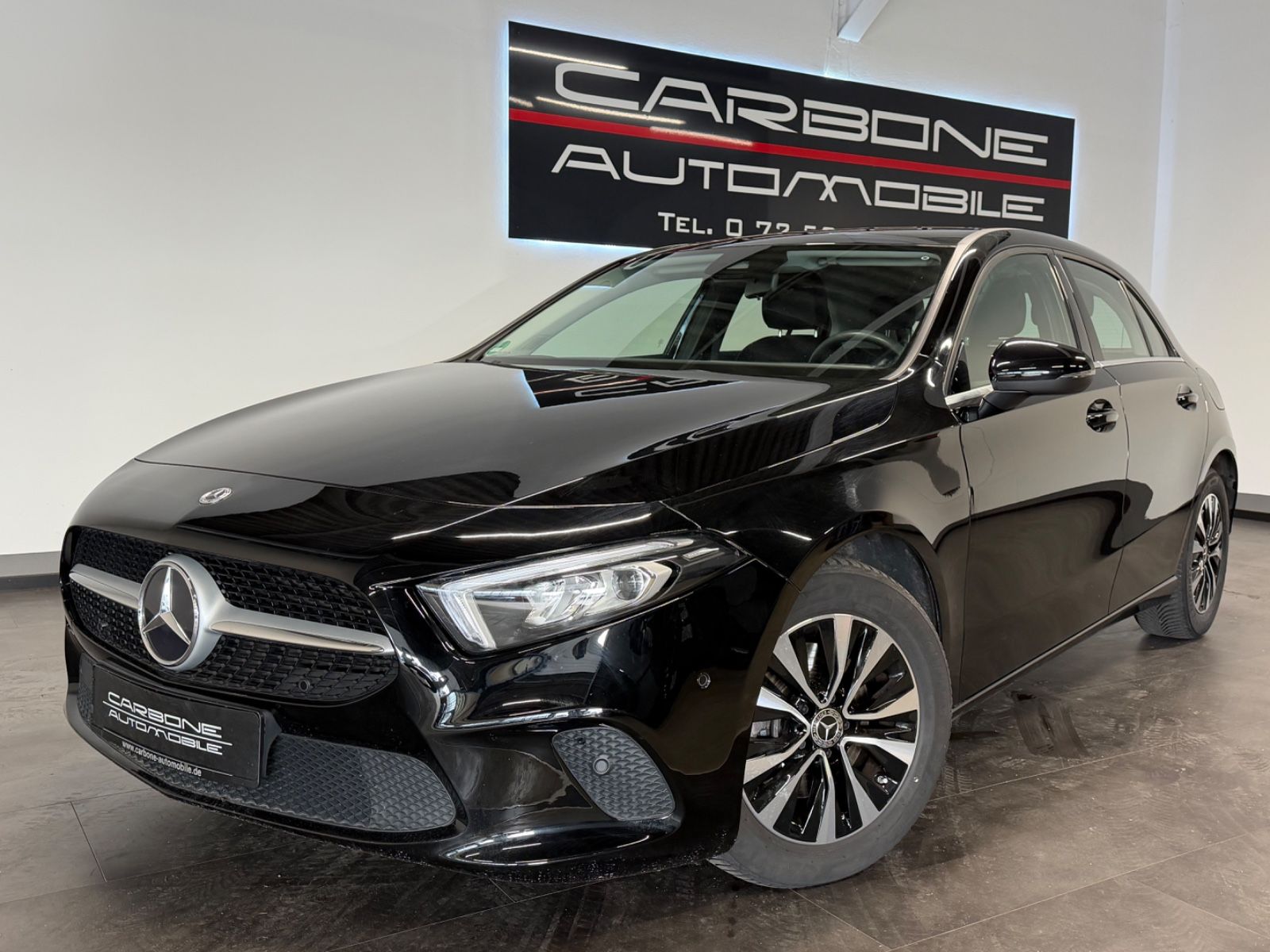 MERCEDES-BENZ A 180d Automatik**Kamera+APPLE-CAR**
