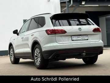 Volkswagen Touareg - 4