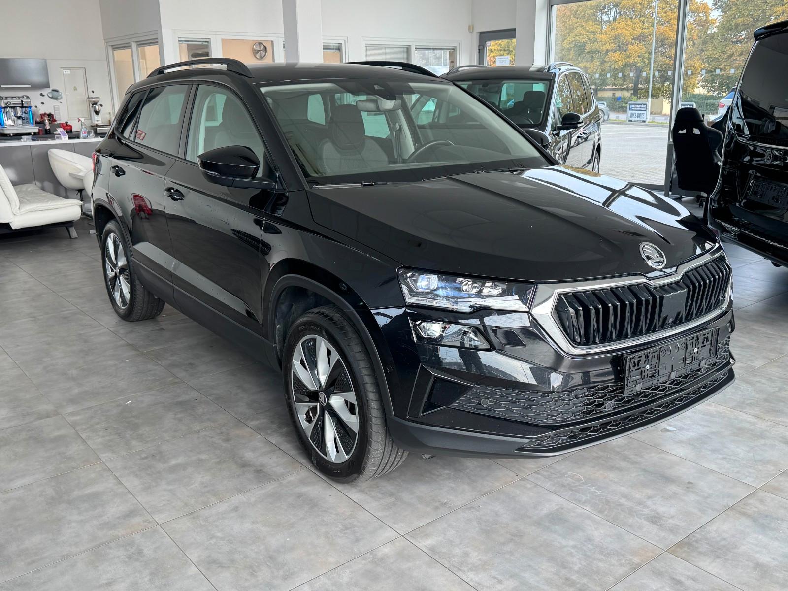 Skoda Karoq2.0l TDI DSG 4x4 ACC VIRTUAL LED AHK 360°