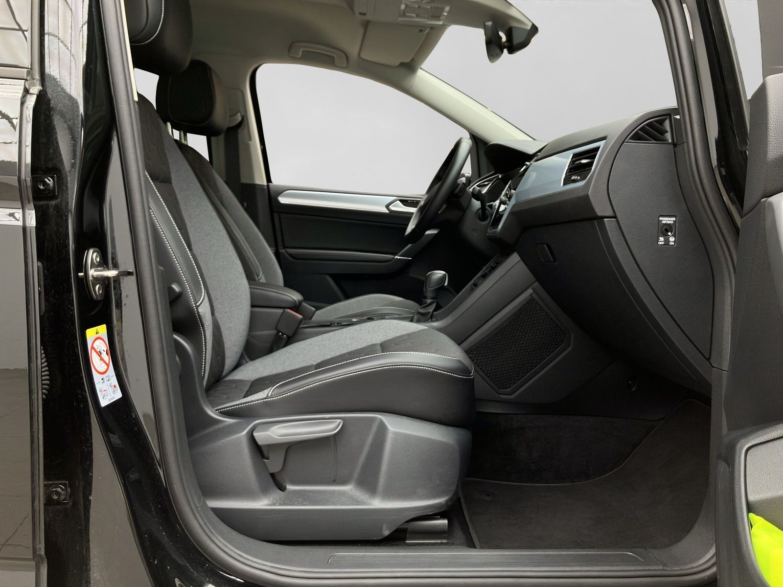 Volkswagen Touran 2.0 TDI DSG ENERGY 7-SITZE IQ.LIGHT AHK A foto 4