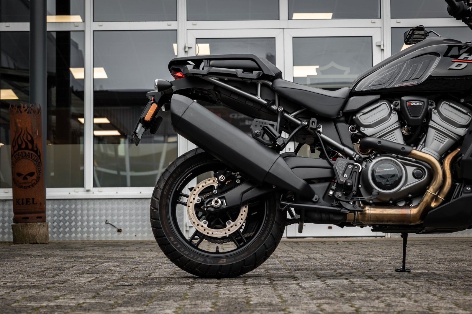 Fahrzeugabbildung Harley-Davidson PAN AMERICA RA1250 - TOURING AUSSTATTUNG
