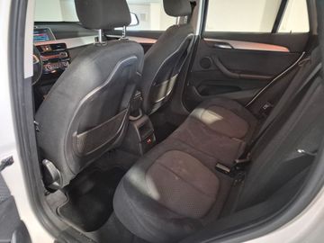 BMW X1 - 10