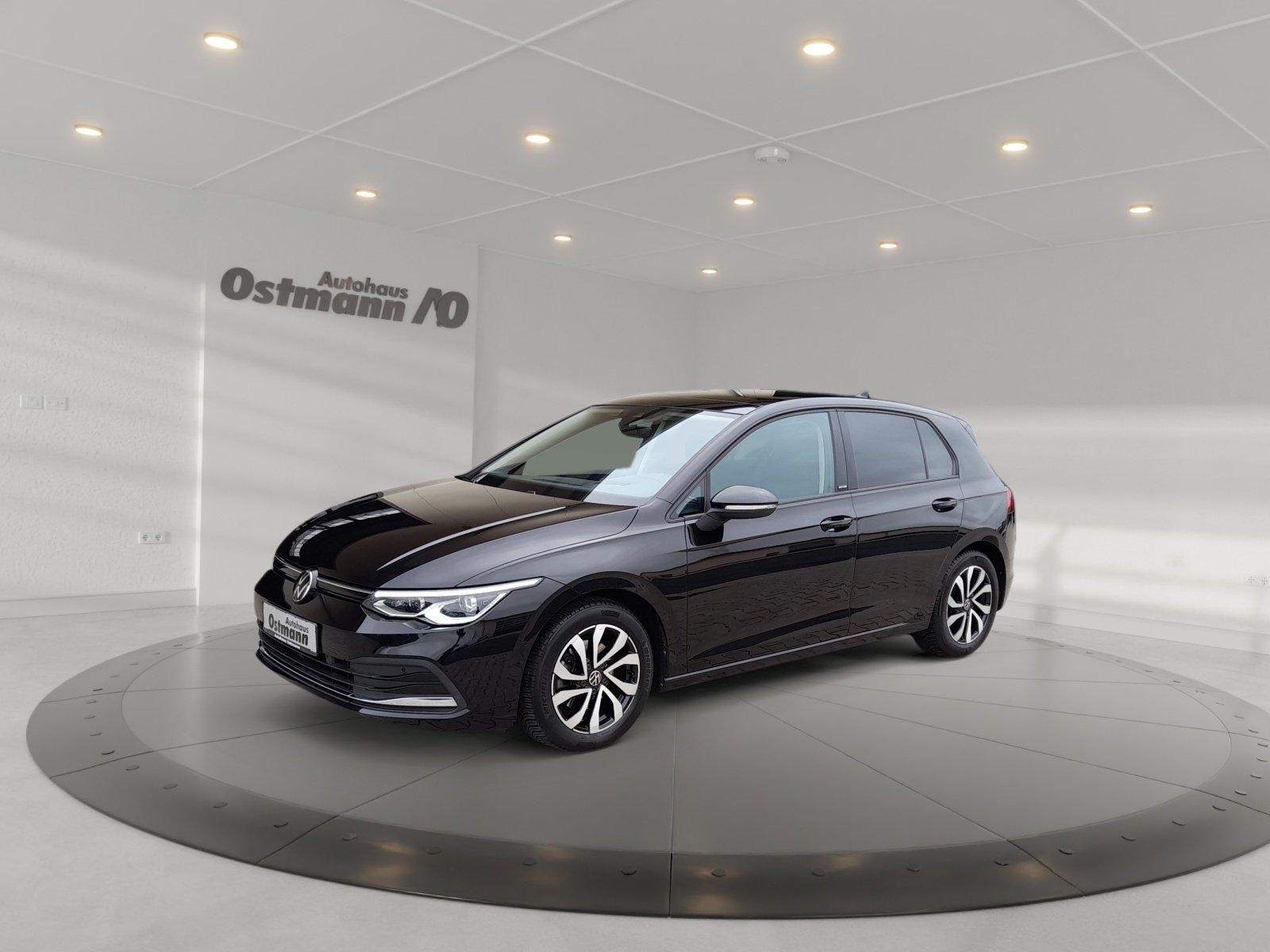 Volkswagen Golf VIII 2.0 TDI Active Matrix AHK HUD RFK Pano