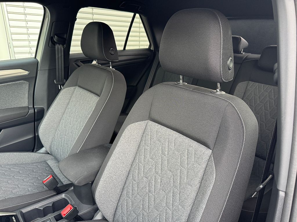 T-Roc 1.5 TSI DSG "MOVE PLUS" *NAVI*IQ.DRIVE*