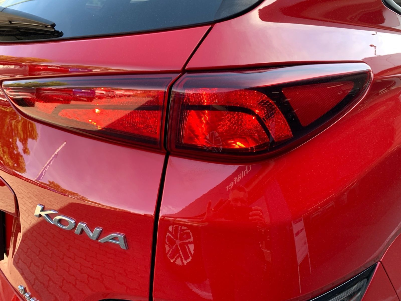 Fahrzeugabbildung Hyundai KONA Edition 30+ 1Hd 8x bereift