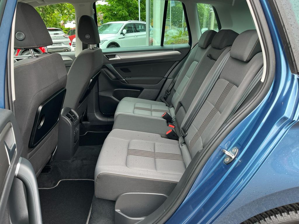 VW Golf Sportsvan 110 PS Allstar VW Golf Sportsvan 110 PS Allstar