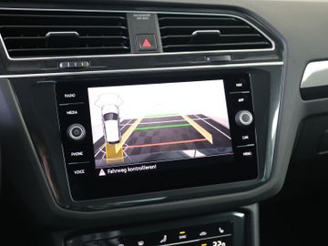 Volkswagen Tiguan DSG ELEGANCE LED MATRIX IQ ACC KAMERA