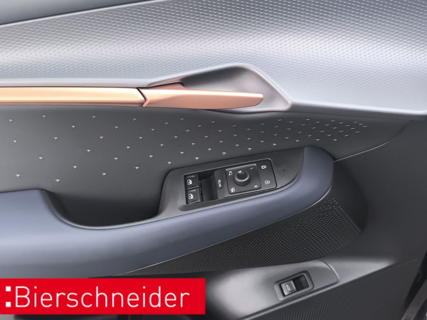 Cupra Tavascan - Bild 16